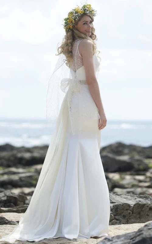 Langes Chiffon-Brautkleid mit Schleife, Watteau-Schleppe und rückenfreiem Schnitt