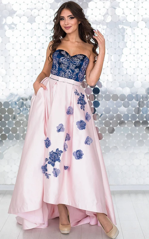 A-Linien-Kleid mit asymmetrischem Saum, herzförmigem Ausschnitt, ärmellos, mit Taftapplikationen und Schnürung