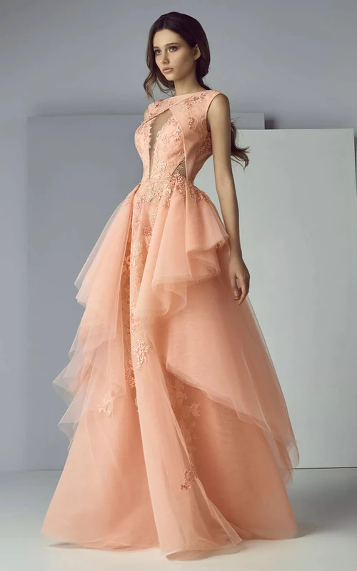 Vestido de noche formal drapeado sin mangas con escote barco, tul, corte en A y abertura en forma de ojo de cerradura.