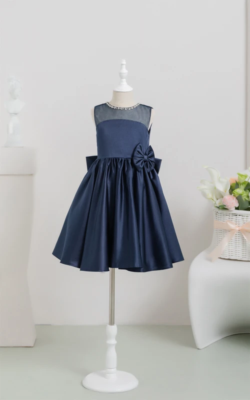 Vestido corto de satén azul marino oscuro con lazo y corte en A para niña de las flores