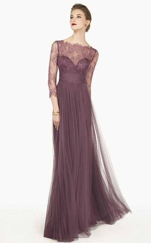 Robe de bal longue en tulle à manches 3-4 et plis, col bateau et en dentelle fourreau