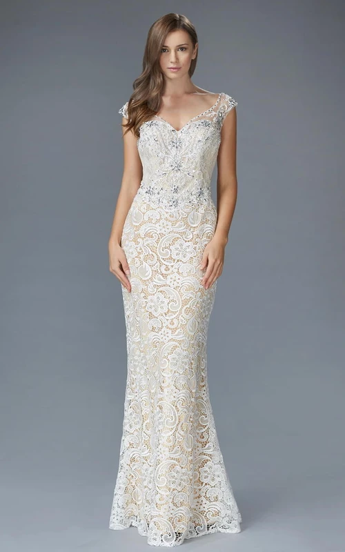 Robe fourreau longue jusqu'au sol, col en V, manches courtes, dentelle, dos nu en V orné de perles