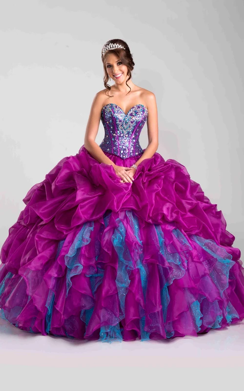 Robe de bal bustier cœur à laçage dans le dos, corset à sequins et volants