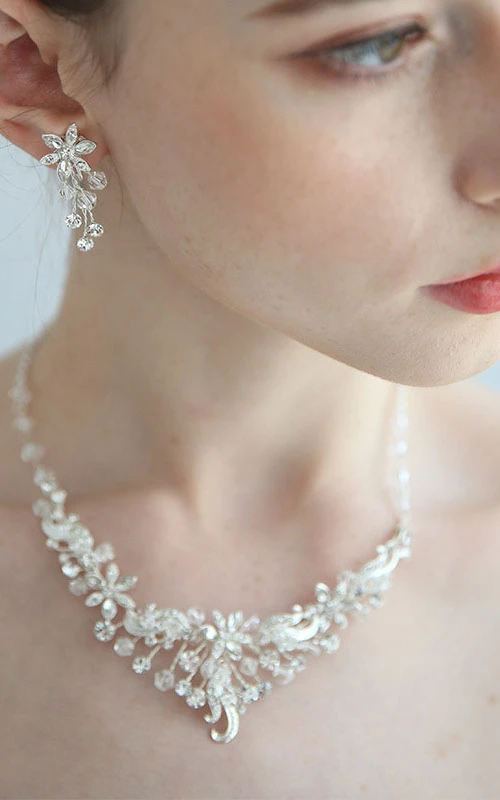 Wunderschöne Schmucksets mit Kristall-Strass-Halskette, Ohrringen und Krone