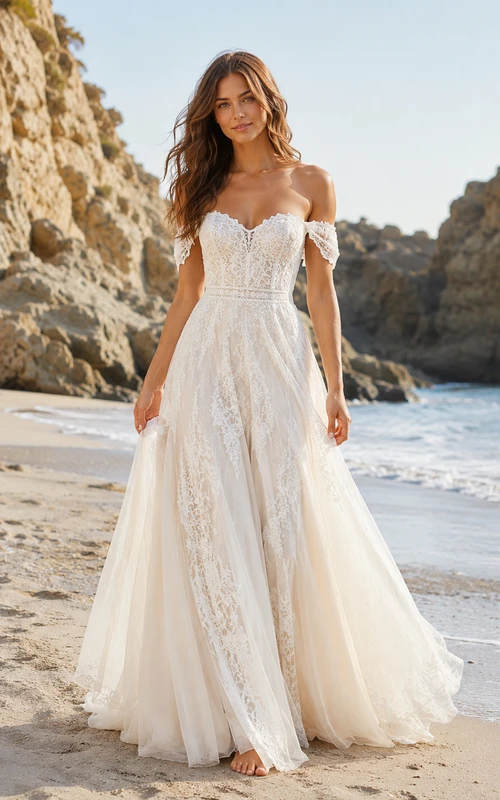 Romantisches, schulterfreies Brautkleid im A-Linien-Schnitt mit Spitze für den Strand – perfekt für die Küste.