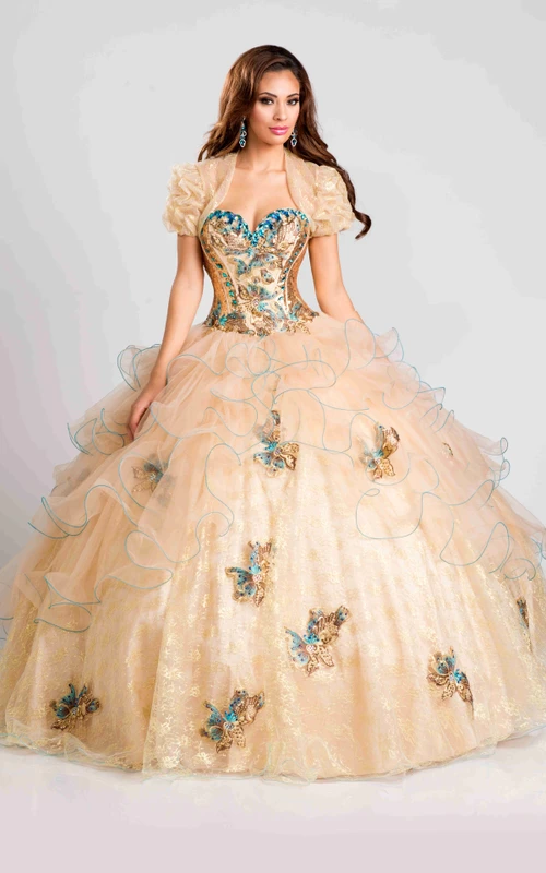 Ballkleid aus Spitze und Organza mit Rüschen und Perlenblumen