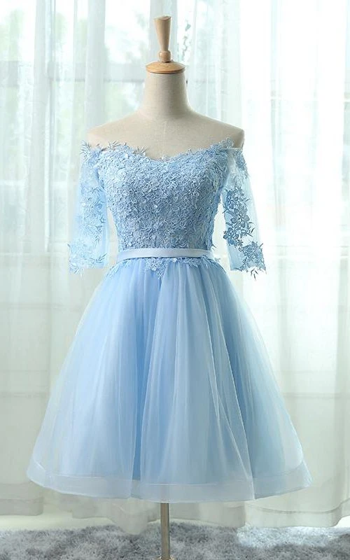 Bezauberndes schulterfreies A-Linien-Kleid aus Organza mit Spitzenapplikationen