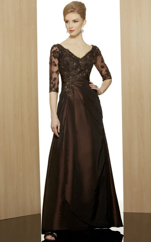 Etuikleid aus Satin, knöchellang, mit Applikationen, halben Ärmeln und V-Ausschnitt, elegant mit Perlenstickerei