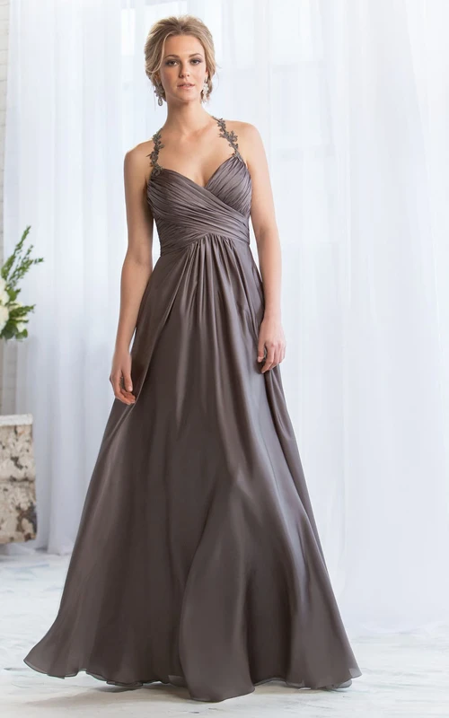 A-Linien-Brautjungfernkleid mit Neckholder, Applikationen und gekreuzten Raffungen