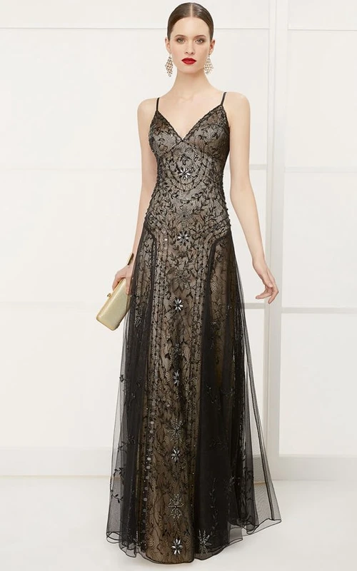 Robe de bal sexy en tulle à fines bretelles, décolleté en V, dentelle et dos nu