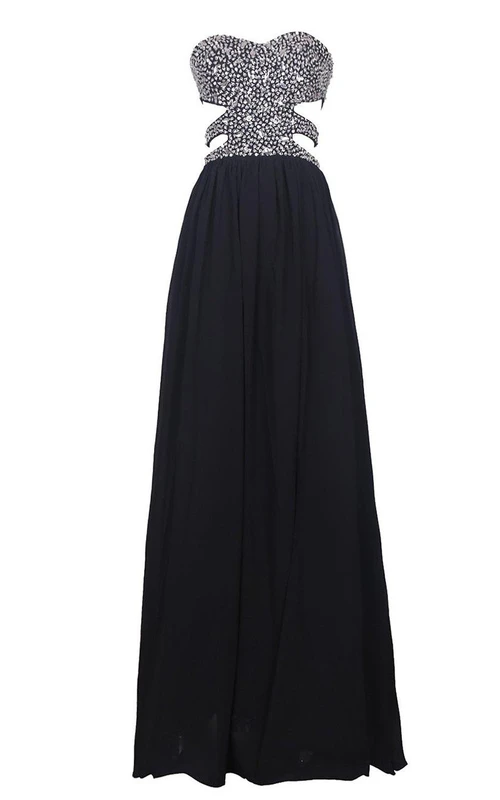 Vestido de corte A con escote corazón, abertura lateral y pedrería.
