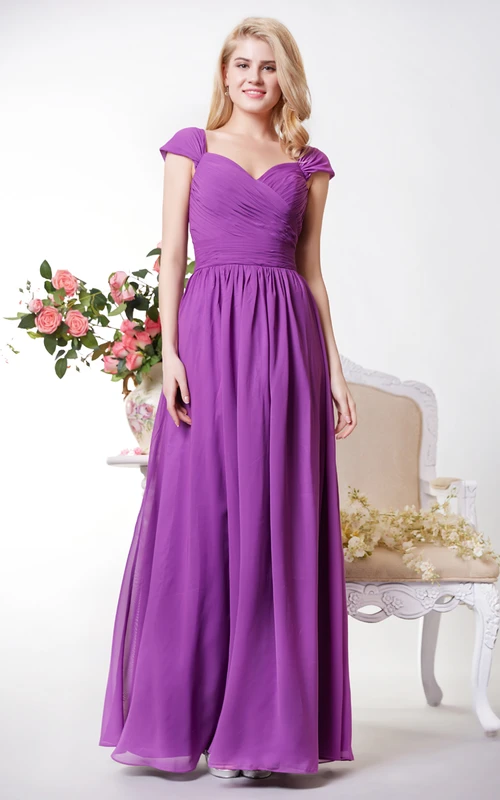 Robe longue en mousseline de soie à manches courtes et coupe trapèze, style discret