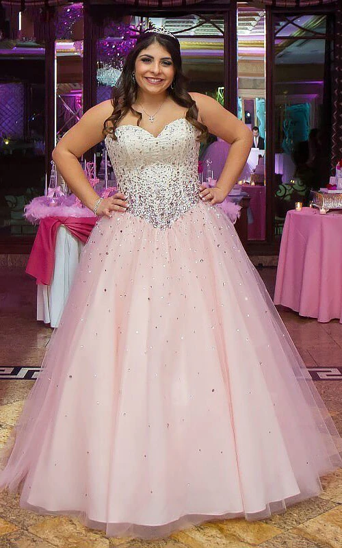 Ballkleid aus Tüll mit herzförmigem Ausschnitt, ärmellos, mit Reißverschluss
