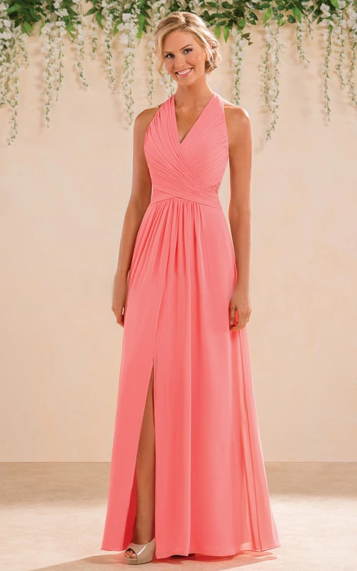 A-Linien-Brautjungfernkleid aus Chiffon mit Neckholder und bodenlangem Schlitz vorne.