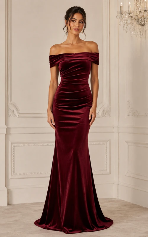 Vestido de sirena de terciopelo burdeos con hombros descubiertos