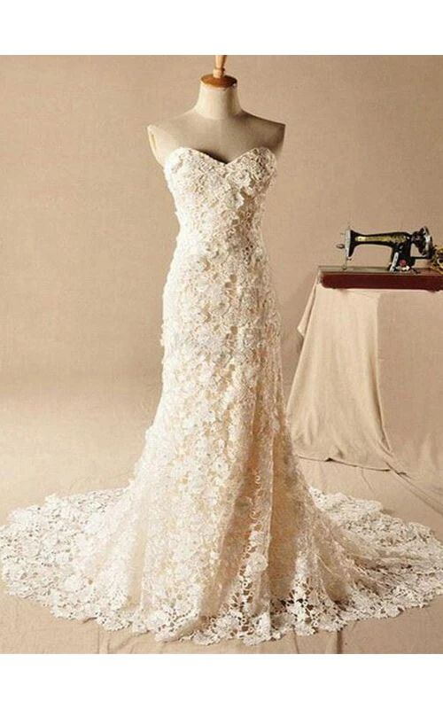 Magnifiques robes de mariée longues à décolleté cœur et applications de dentelle