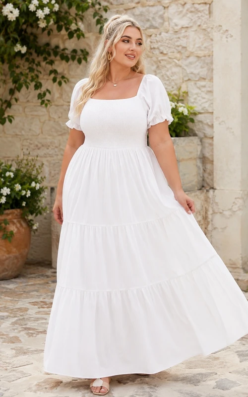 Vestido de talla grande de gasa blanca, corte A, largo hasta los tobillos, con escote cuadrado y mangas cortas, que realza la figura.