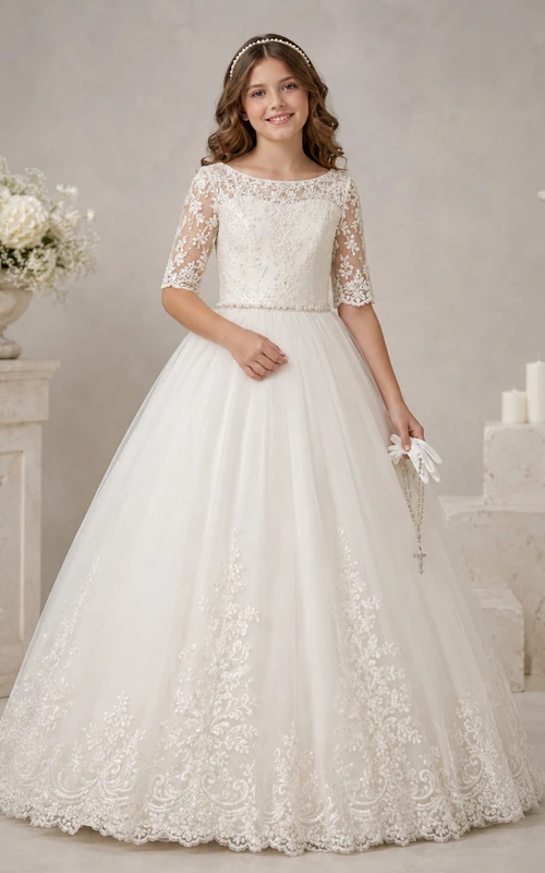 Robe de bal de communion à col illusion carré et manches trois-quarts en dentelle
