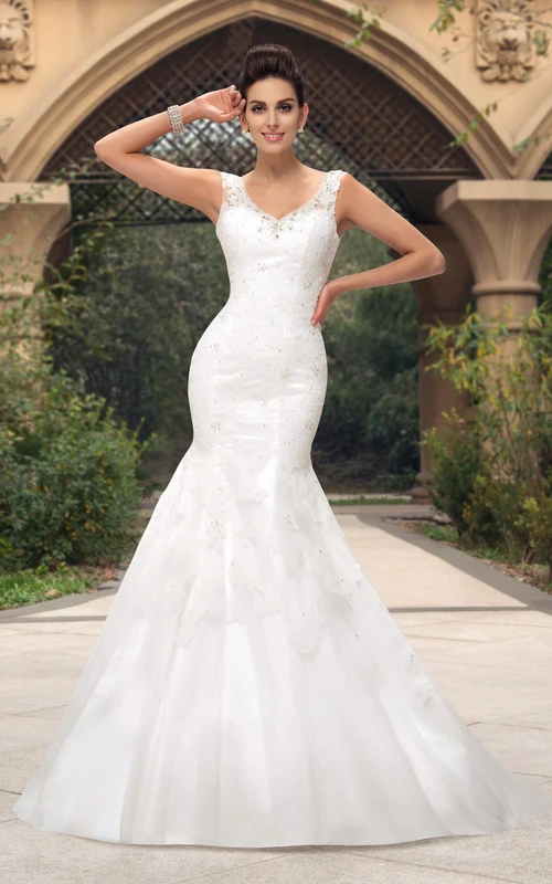 Vestido de novia elegante, sin mangas, estilo sirena, con espalda descubierta, escote en V y apliques de encaje.