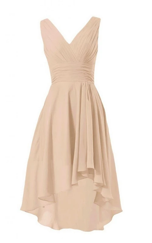 Ärmelloses Chiffonkleid mit asymmetrischem V-Ausschnitt und Raffungen