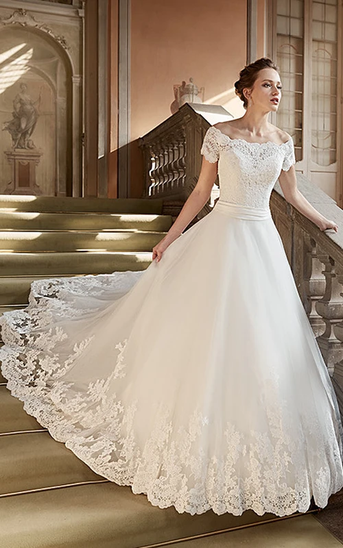 Ballkleid mit Applikationen, langes schulterfreies Brautkleid aus Spitze