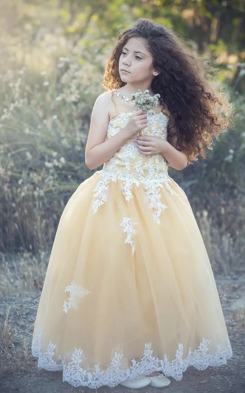 Blumenmädchenkleid aus Tüll mit Perlenbesatz am Hals und Spitze