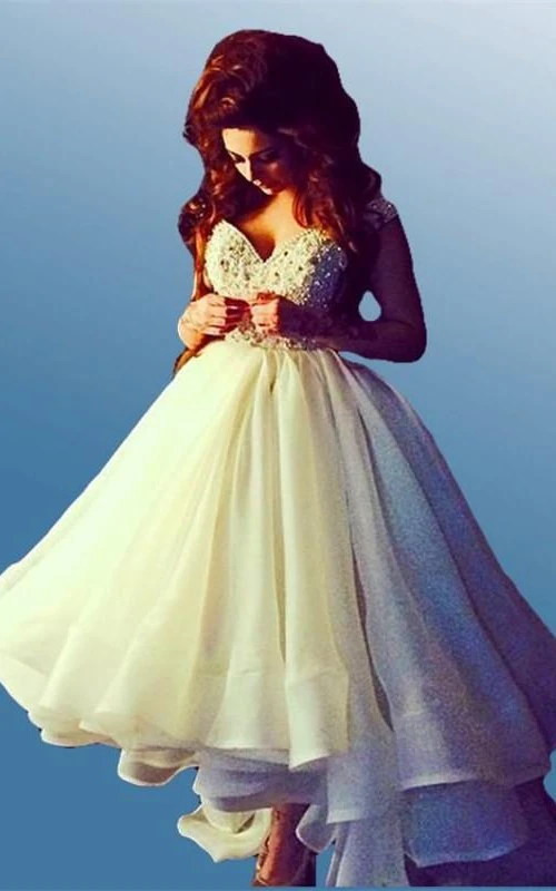 Sexy schulterfreies Hi-Lo-Prinzessinnen-Abendkleid mit Rüschen und Kristallen