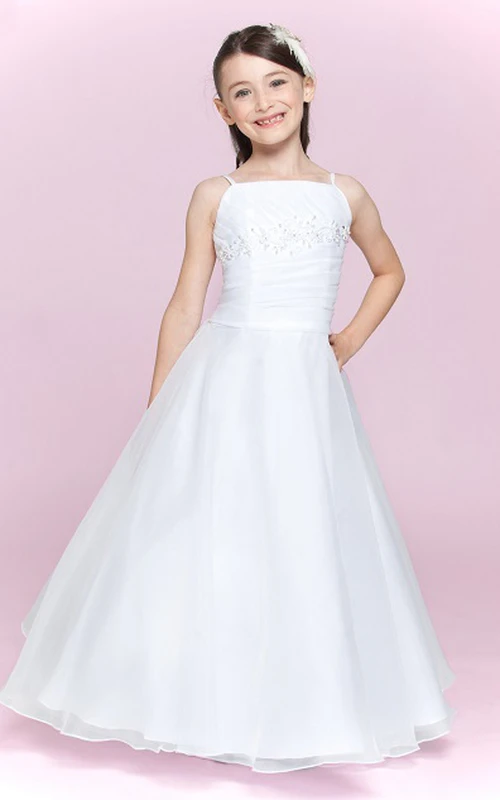 Vestido largo de organza con tirantes finos y escote cuadrado para niña de las flores.