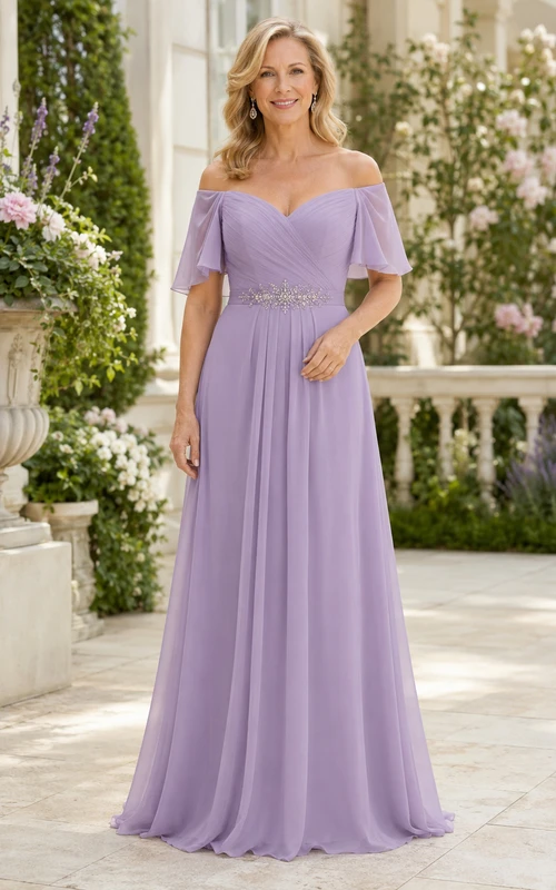 Lavendelfarbenes, schulterfreies Chiffon-Kleid in A-Linie mit flatternden Ärmeln
