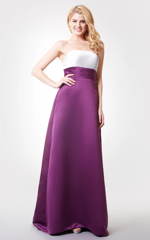 Robe longue bustier trapèze en satin avec fronces