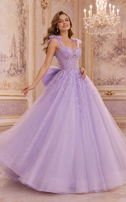 Vestido de princesa de quinceañera de tul con tirantes cuadrados, espalda abalorios y lazo, color lavanda, estilo parisino.
