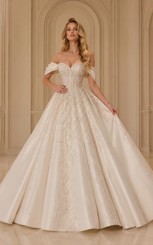 Robe de bal en satin brillant et dentelle, épaules dénudées, manches courtes, traîne chapelle, applications florales, style jardin, robe de mariée