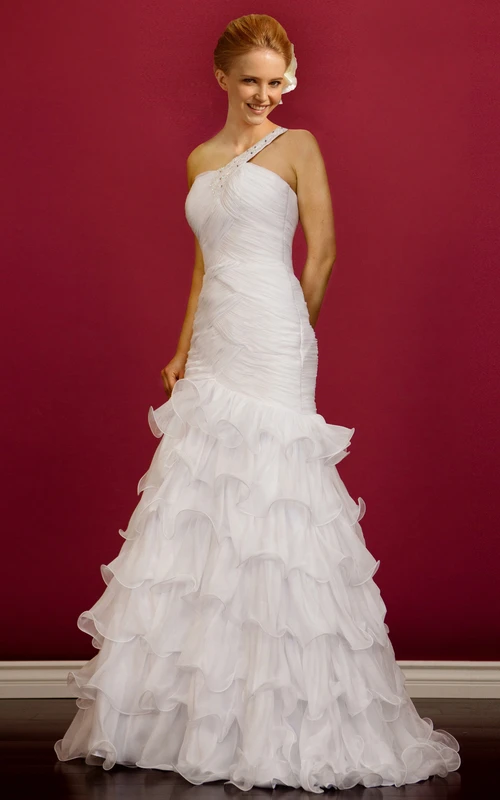 Ärmelloses A-Linien-Maxikleid aus Organza mit einer Schulter, Stufenrock und Raffungen