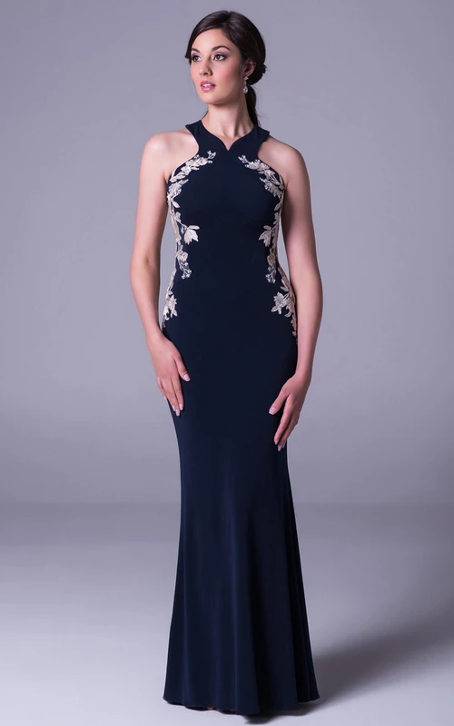 Ärmelloses, figurbetontes Jersey-Abendkleid mit Applikationen