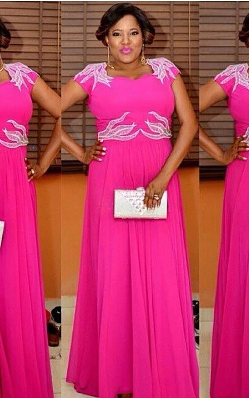 Wunderschönes fuchsiafarbenes Chiffon-Abendkleid mit kurzen Ärmeln in Übergröße (langes Modell)