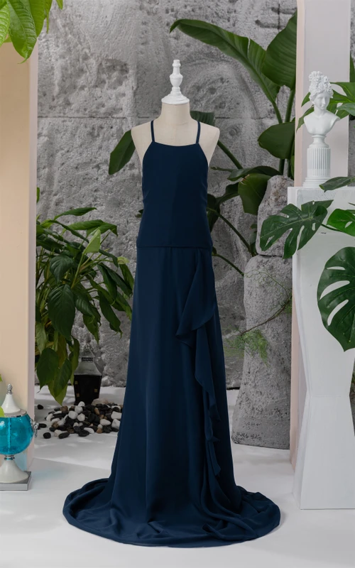 Vestido sencillo de gasa azul oscuro con tirantes finos para niña de las flores y drapeado lateral.