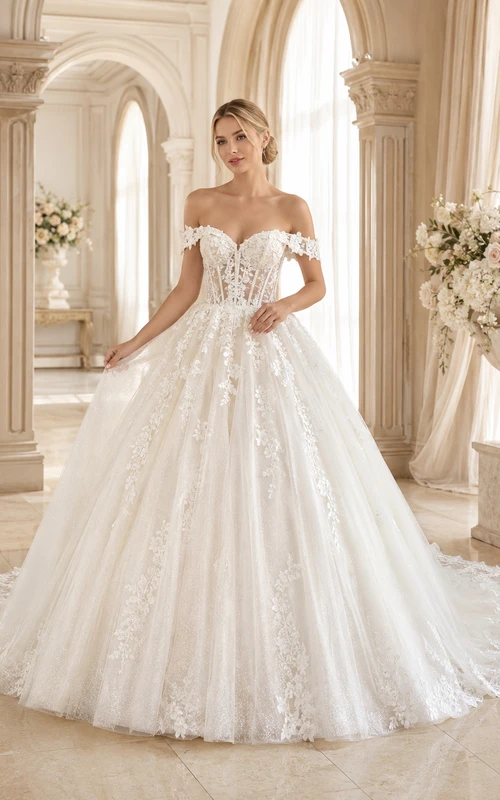 Robe de bal romantique en dentelle florale à épaules dénudées et traîne cathédrale
