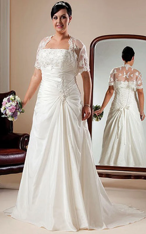 Trägerloses Brautkleid aus Taft mit Schnürung und kurzärmeligem Bolero