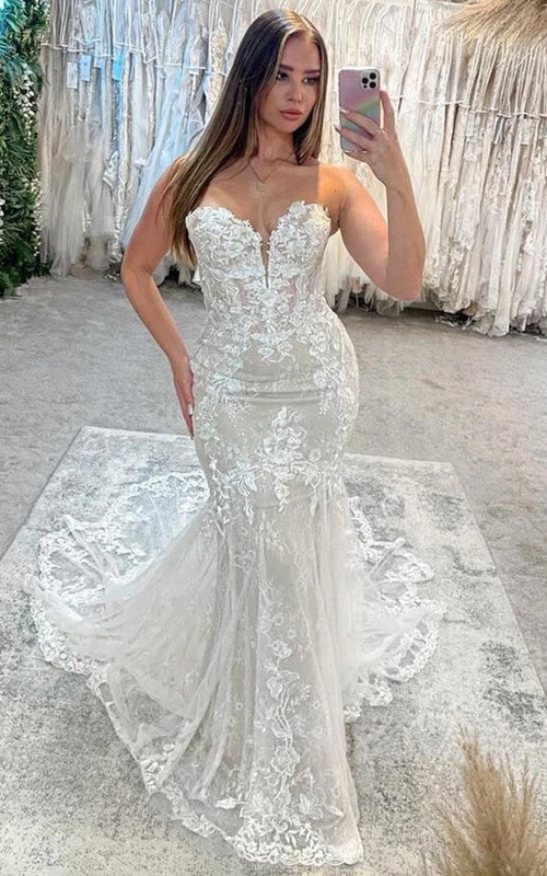 Vestido de novia de sirena sexy con escote corazón, apliques de encaje y tul