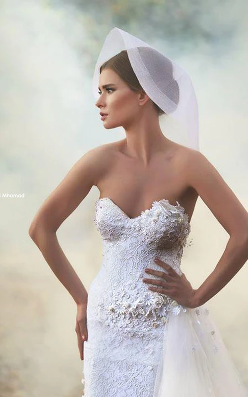 Romantic Sweetheart Tulle Wedding Dress Lace Appliques Flowers