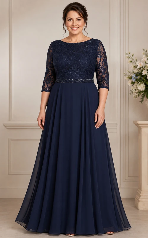 Robe de mère grande taille en mousseline de soie à manches 3/4 et coupe trapèze, ornée de dentelle.