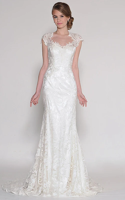 Robe de mariée fourreau en dentelle à manches courtes et col en V, ornée d'appliqués, longue jusqu'au sol