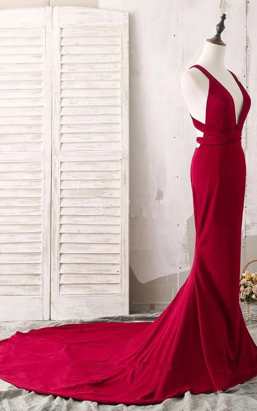 Meerjungfrauen-Trompetenkleid aus Satin mit V-Ausschnitt, ärmellos und mit Trägern