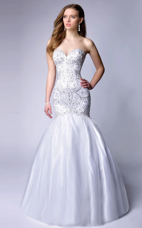Lace-Up Back Mermaid Sweetheart Homecoming Dress With Bodice Beadwork