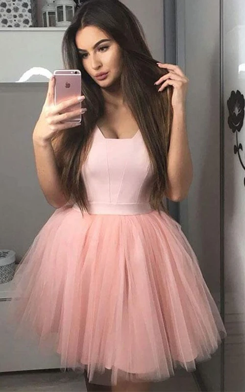 Kurzes, ärmelloses, schlichtes und bezauberndes A-Linien-Kleid aus Satin und Tüll für den Homecoming-Ball