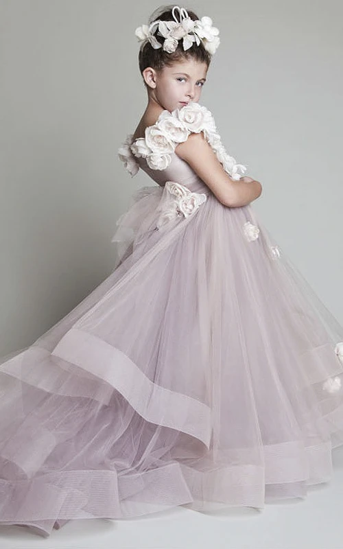 Robe de demoiselle d'honneur adorable avec ceinture à volants et fleurs