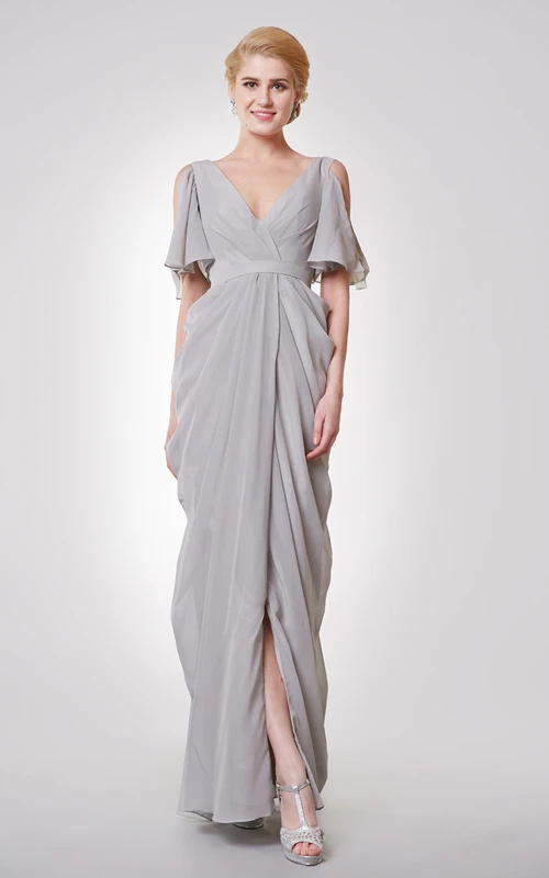 Einzigartiges langes Empire-Kleid mit tiefem V-Ausschnitt, schulterfrei und Trägern