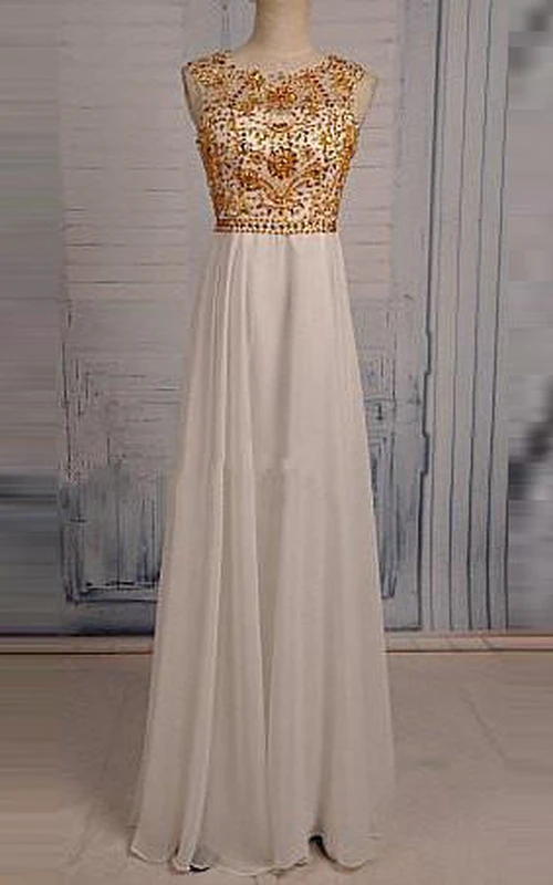 Robe longue en mousseline à perles et décolleté en goutte d'eau