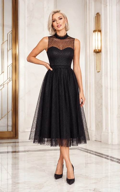 Elegantes schwarzes Cocktailkleid in A-Linie mit hohem Kragen, Illusionsspitze und Tüll, Teelänge
