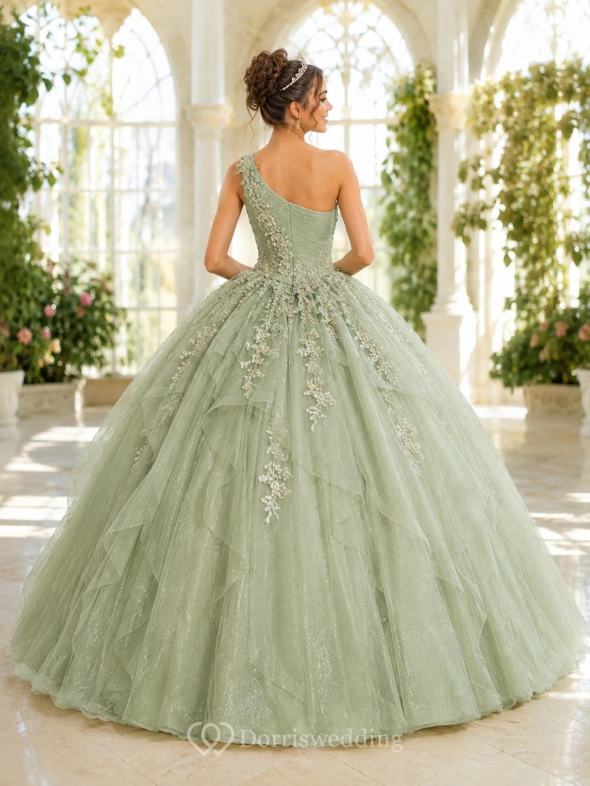 Salbeigrünes, ärmelloses Ballkleid aus Tüll mit einer Schulter, bodenlang, appliziert, für Quinceañeras view 2